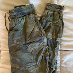 Hollister Camo Joggers